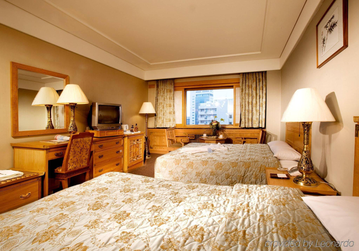 Bedroom 3, [Agoda Pick] Commodore Hotel, Dong