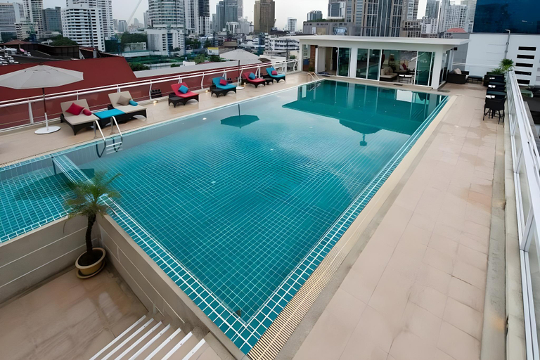 Sport & Beauty 2, The Bless Hotel & Residence, Wattana