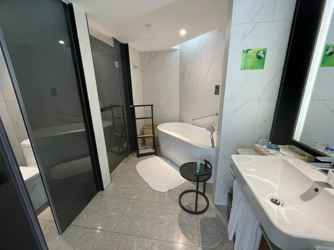 Bathroom 6