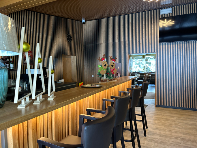 Food & Drinks 2, Maiers Hotel, Regen