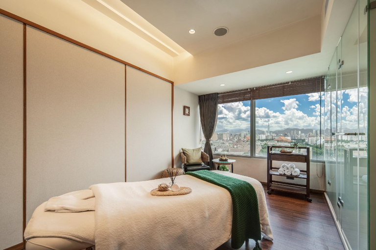Bedroom 2, Taipei Garden Hotel, Taipei City