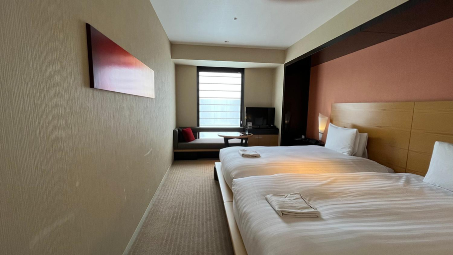 Bedroom 28