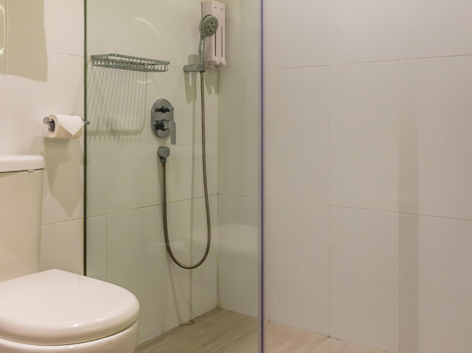 Bathroom 4