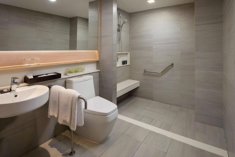 Bathroom 7