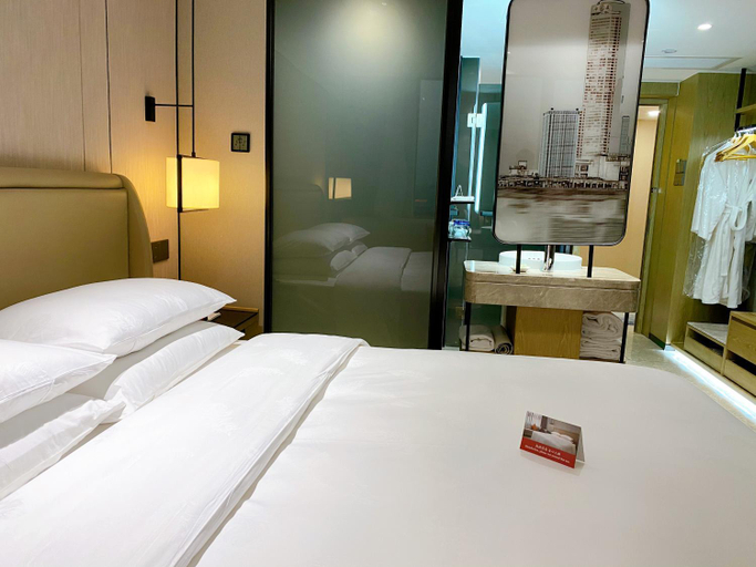 Bedroom 19