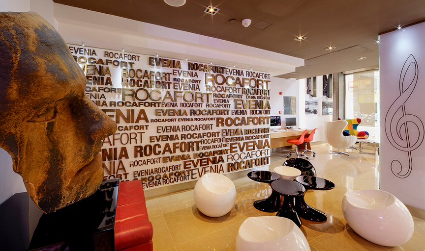Public Area 3, Evenia Rocafort, Barcelona