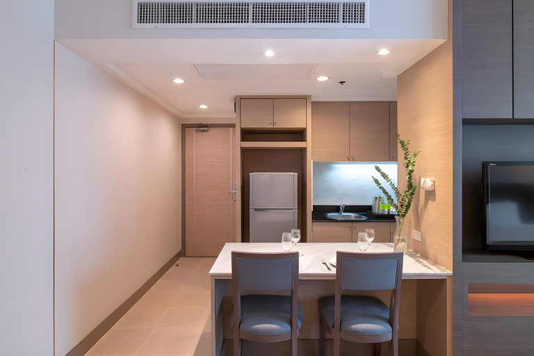 Dining Room 5