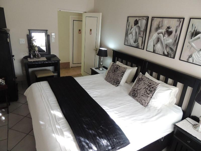 Bedroom 3, Rita's Guesthouse CC, Zululand