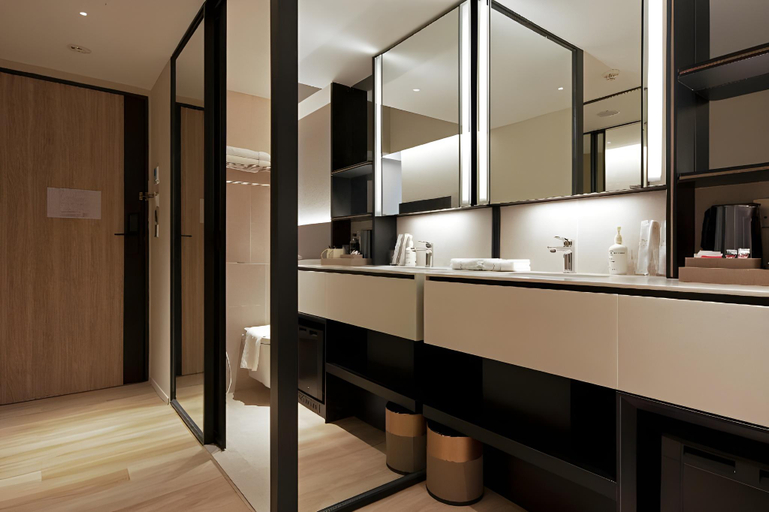 Bathroom 19
