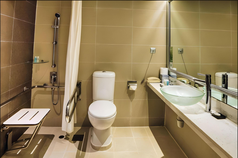 Bathroom 13