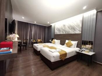 Bedroom 12