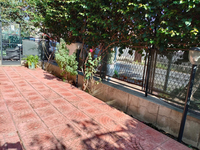 Others 3, B&B Max, Messina