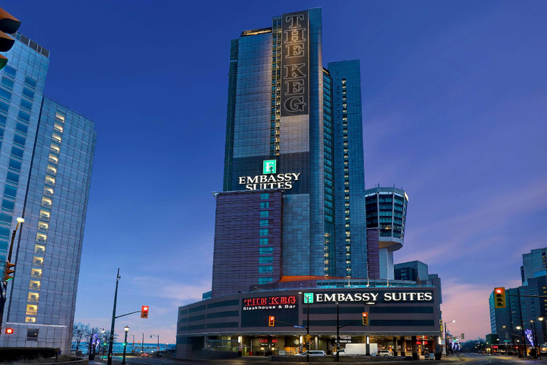 Exterior & Views 2, Embassy Suites Hotel Niagara Falls, Niagara