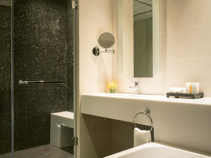 Bathroom 8