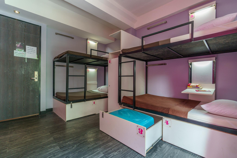 Bedroom 16