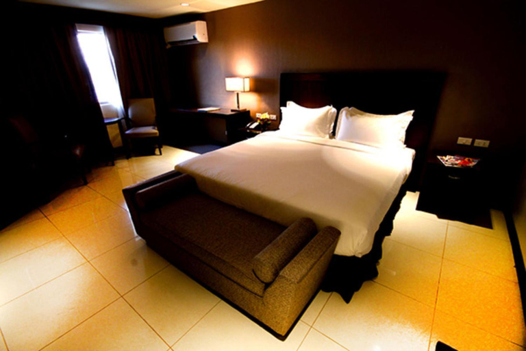 Bedroom 30