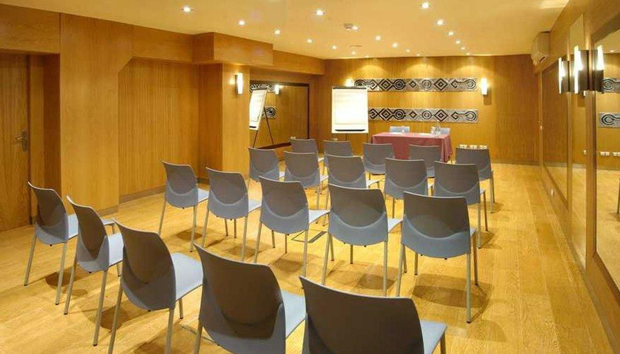 Business Facilities