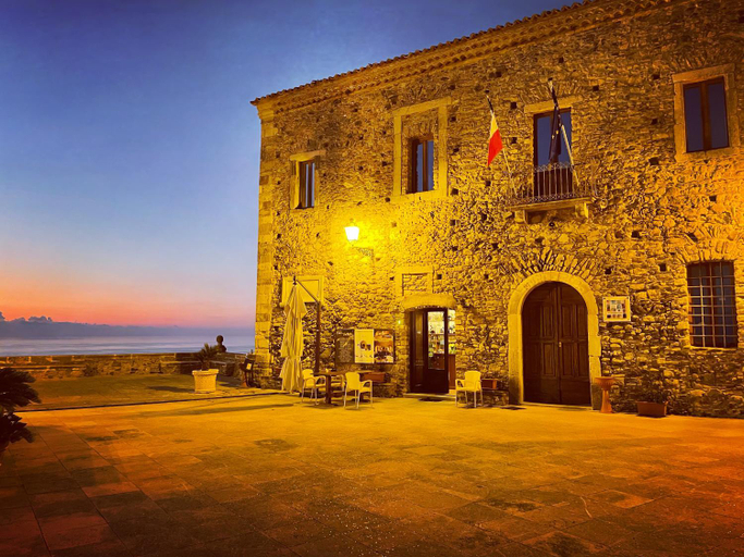 Others 5, Residenza Matilde, Cosenza