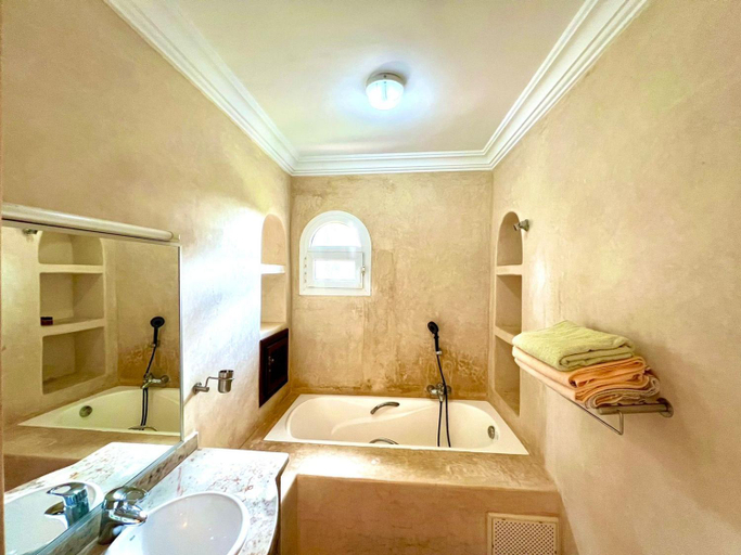 Bathroom 4, DreamCatcher Homes, Tiznit