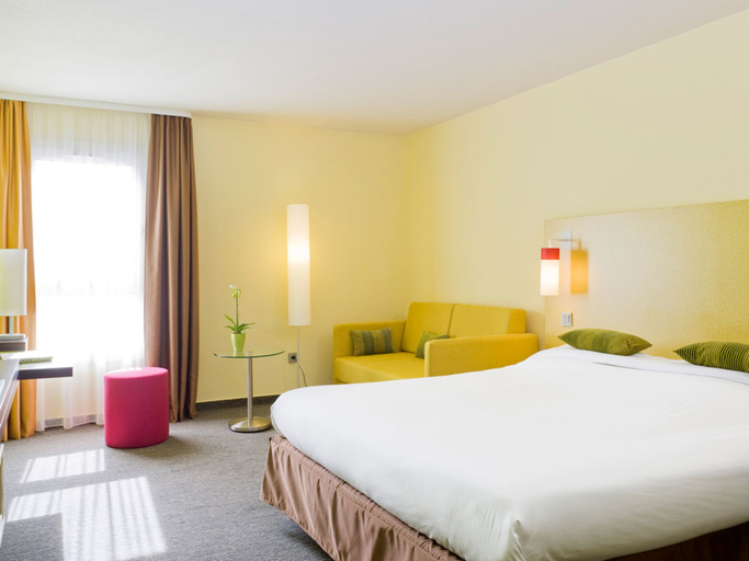 Bedroom 4, ibis Styles Nice Vieux Port, Alpes-Maritimes