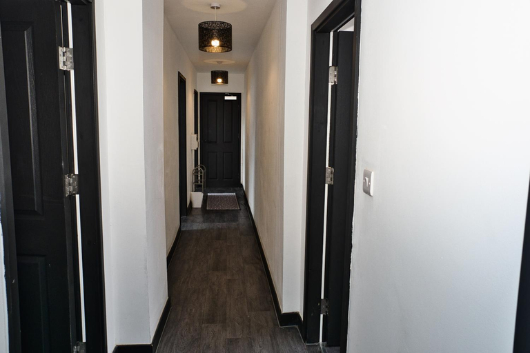 Public Area 1, Newton's Suite, Kent