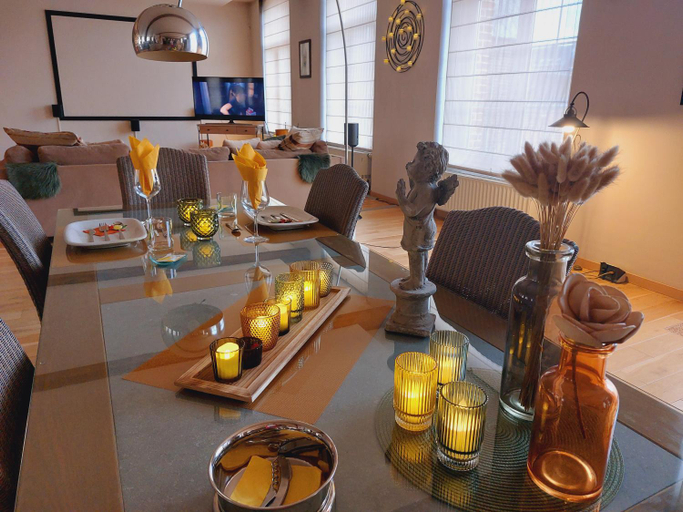 Food & Drinks 4, Baiser de Cupidon - Private Wellness Loft 255m2, Liège