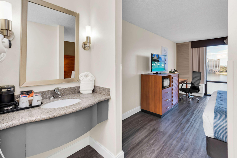 Bathroom 4, Best Western Orlando Gateway Hotel, Orange