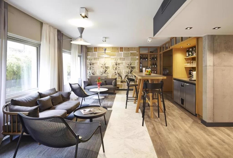 Public Area 3, Relais de Lyon by Malone, Paris