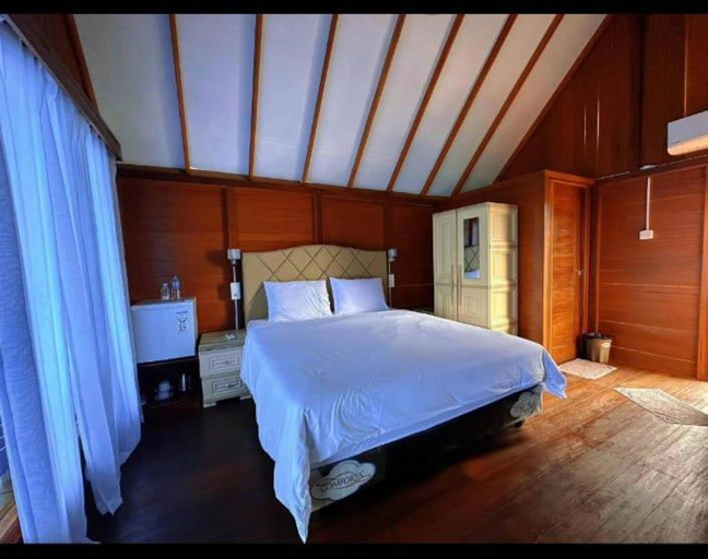 Bedroom 4, Maratua Dive Center And Lodge, Berau