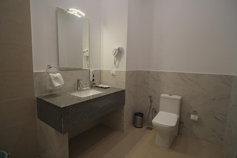 Bathroom, Tdi club Retreat Sector 110, Sahibzada Ajit Singh Nagar