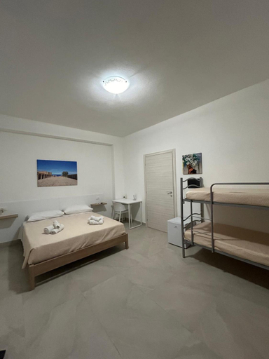 Others 3, B&B il borgo dei pescatori, Crotone