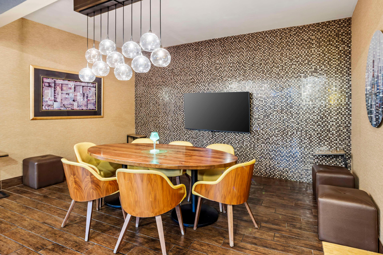 Public Area 3, Aiden by Best Western Newark Airport, Newark