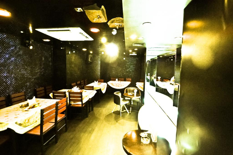 Food & Drinks, GreenTree Phoenicia Hotel, Dubai