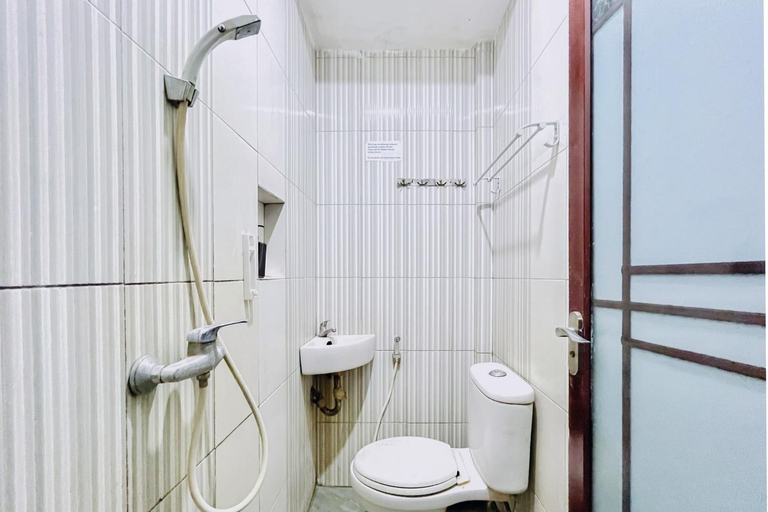 Bathroom 5