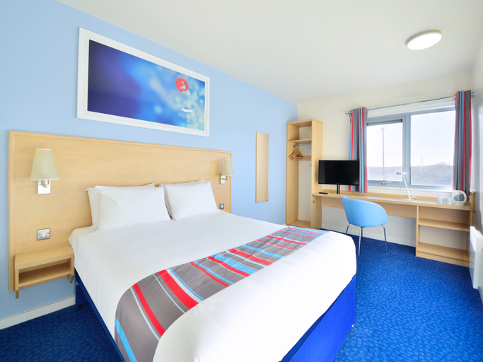 Bedroom 3, Travelodge Birmingham Maypole, Birmingham