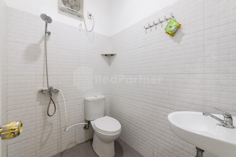 Bathroom 1
