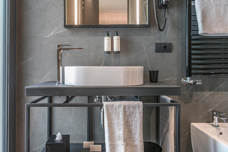 Bathroom 4
