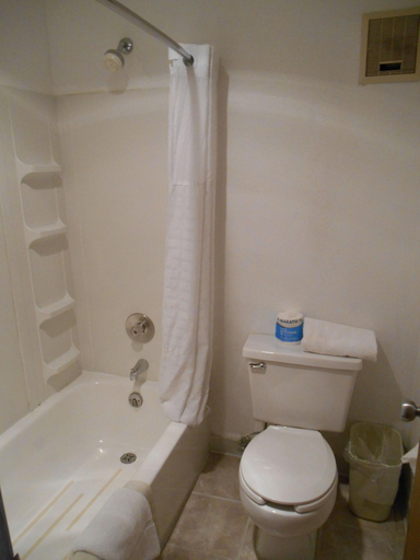 Bathroom 5, Guesthouse Fife, Pierce