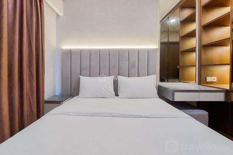 Bedroom 2, Spacious and Nice 2BR at Sky House BSD Apartment By Travelio, Tangerang Selatan