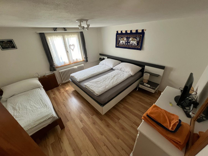 Bedroom, Bristenblick, Uri