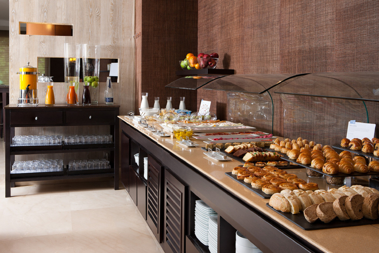 Food & Drinks 5, SB Express Madrid Norte, Madrid
