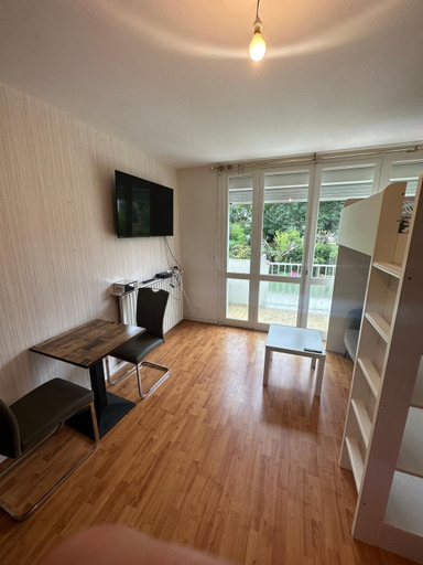 Others 3, Chambre Quattro avec Balcon CASTRES, Tarn