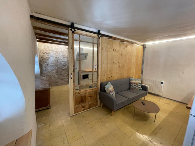 Bedroom 2, Barcelona Classic Plaza Real Apartments, Barcelona