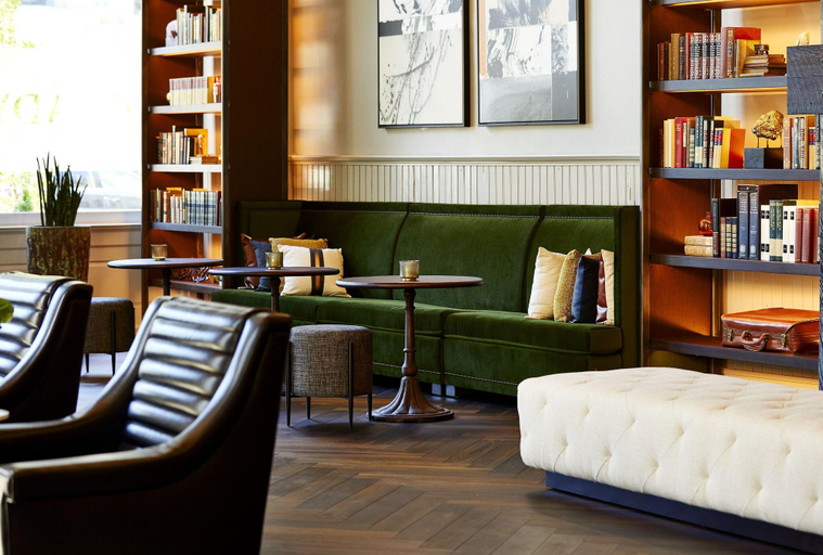 Public Area 4, The Grady, Jefferson