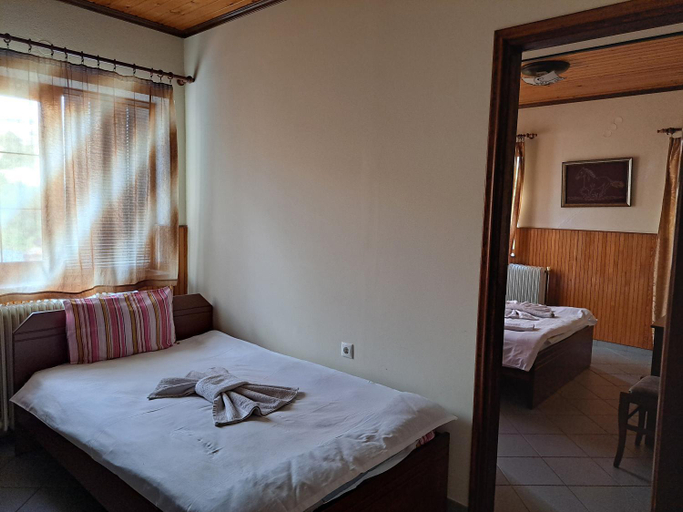 Others 5, Anilio Rooms, Epirus