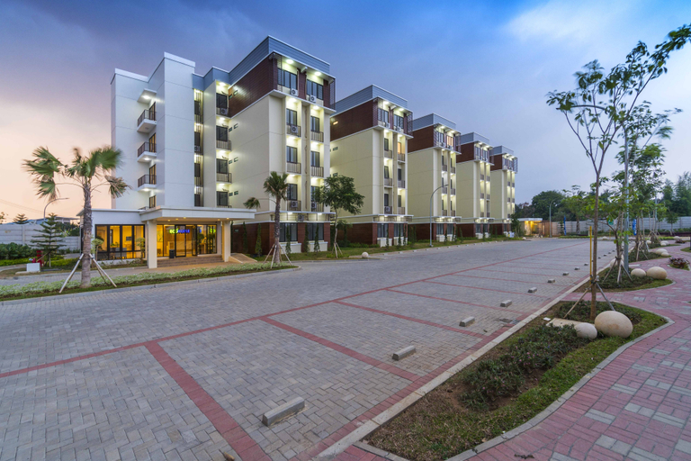 Exterior & Views, Golden Knight Suites | Ecohome Apartment, Tangerang