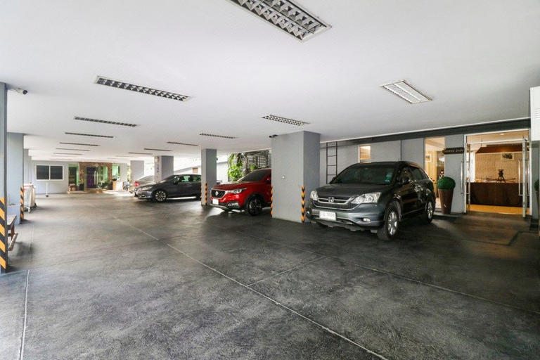 Others 5, Bally Suite Sukhumvit, Khlong Toey