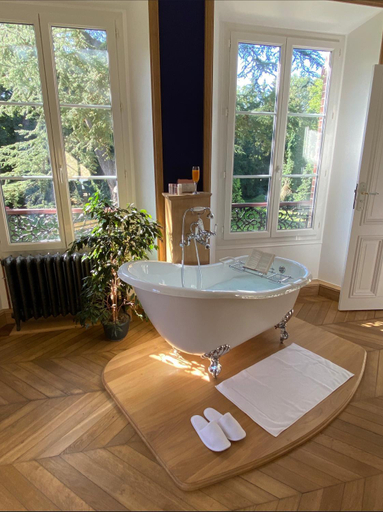 Bathroom 2, Le Chateau d'Elbeuf-en-Bray, Seine-Maritime