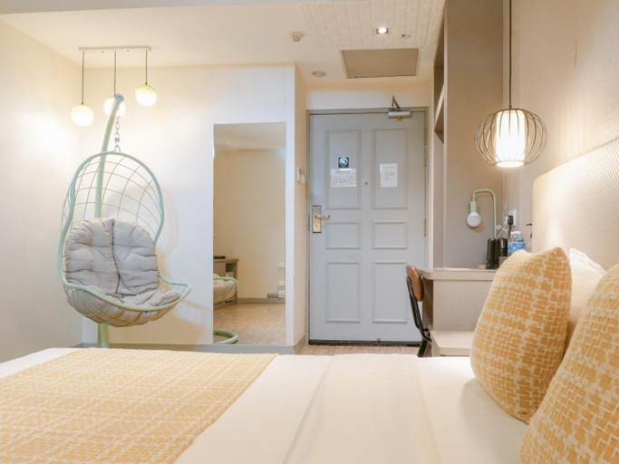 Bedroom 13