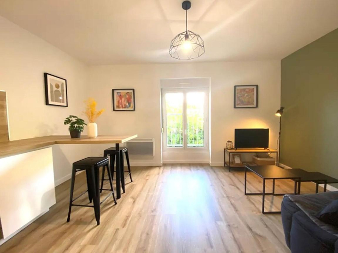 Others 5, Appartements avenue general Leclerc, Isère